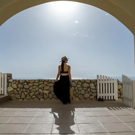 Zatrikion Santorini Villa