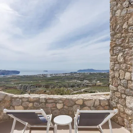 Zatrikion Santorini Pyrgos Kallistis