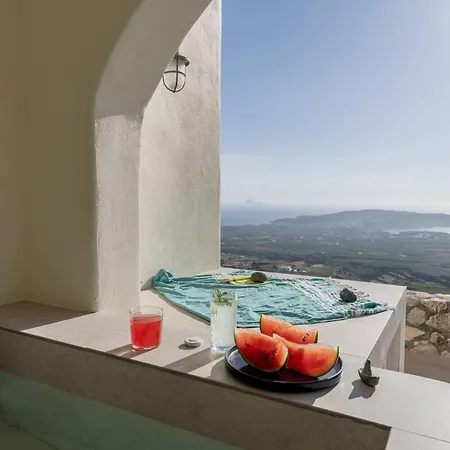 Zatrikion Santorini Pýrgos