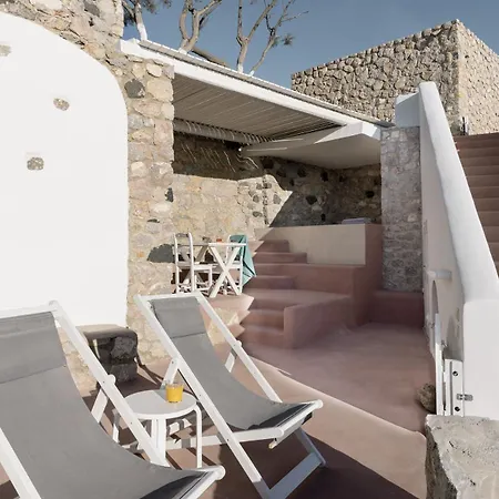 Zatrikion Santorini * Pýrgos