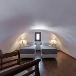 Villa Zatrikion Santorini *