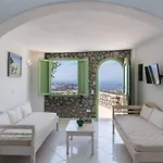 Zatrikion Santorini Villa