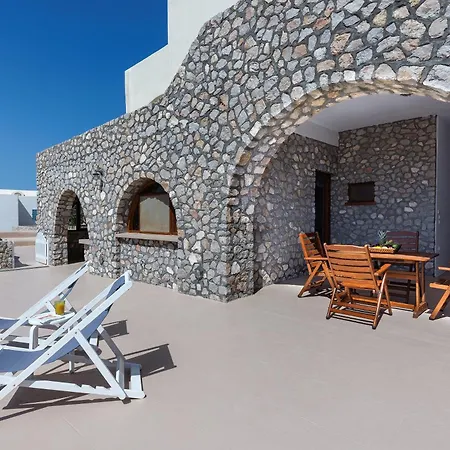 Zatrikion Santorini Pýrgos