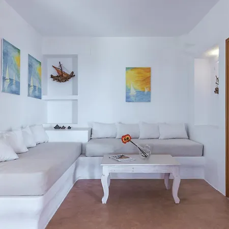 Zatrikion Santorini Villa