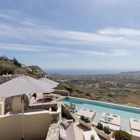 Zatrikion Santorini Pyrgos Kallistis